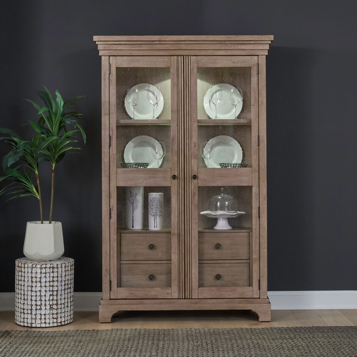 3df459c3ab341ac0ad40fea6d7a84bcd Haven Hills Display Cabinet - Image 1