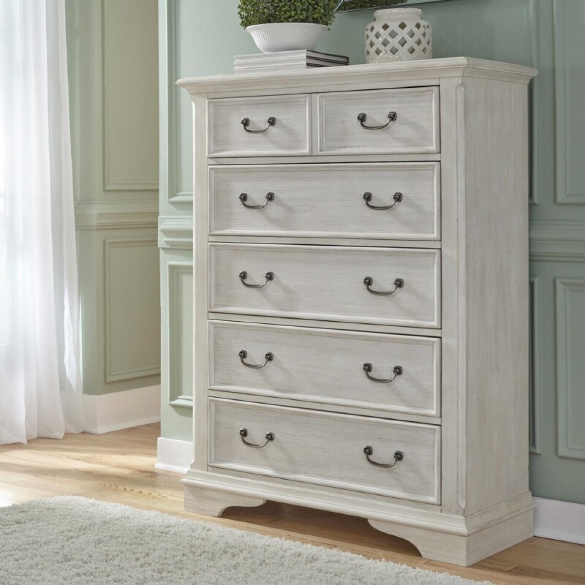 66e0da6c445a5fec0b33a84063efa43d 5 Drawer Chest - Image 1