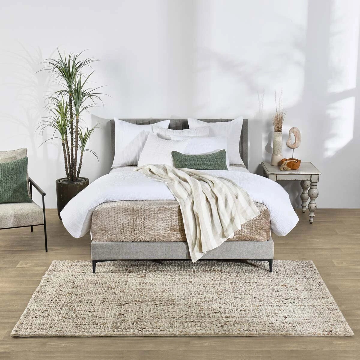 6a9a9662edb44799ff72a4595d5b1f6b Lynwood Wool Rug - Natural - Image 1