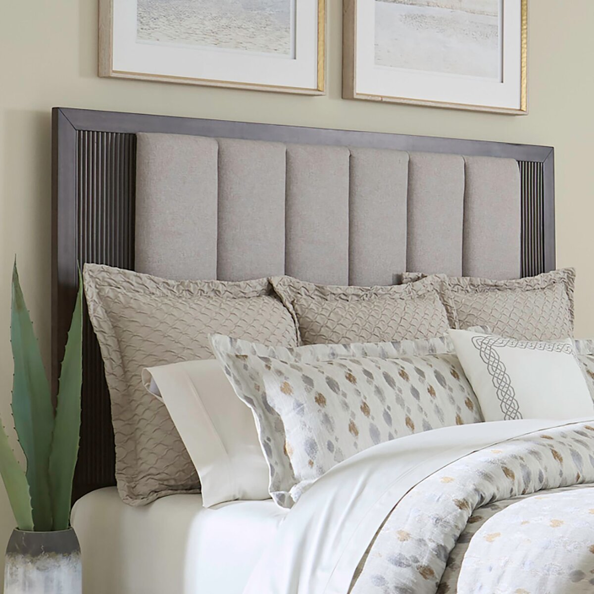 7954e9688b5c3f1d0fa3b2271beee52f Queen Uph Panel Headboard - Image 1