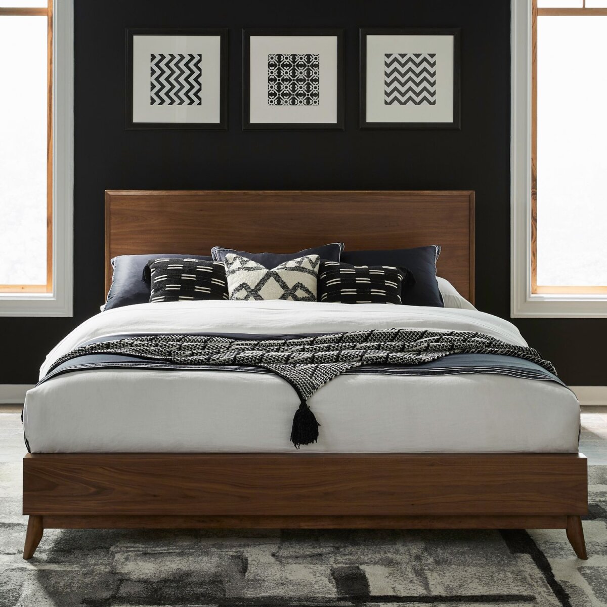 b10568dca22877bc51ca7658f707c7d8 King Platform Bed - Image 1