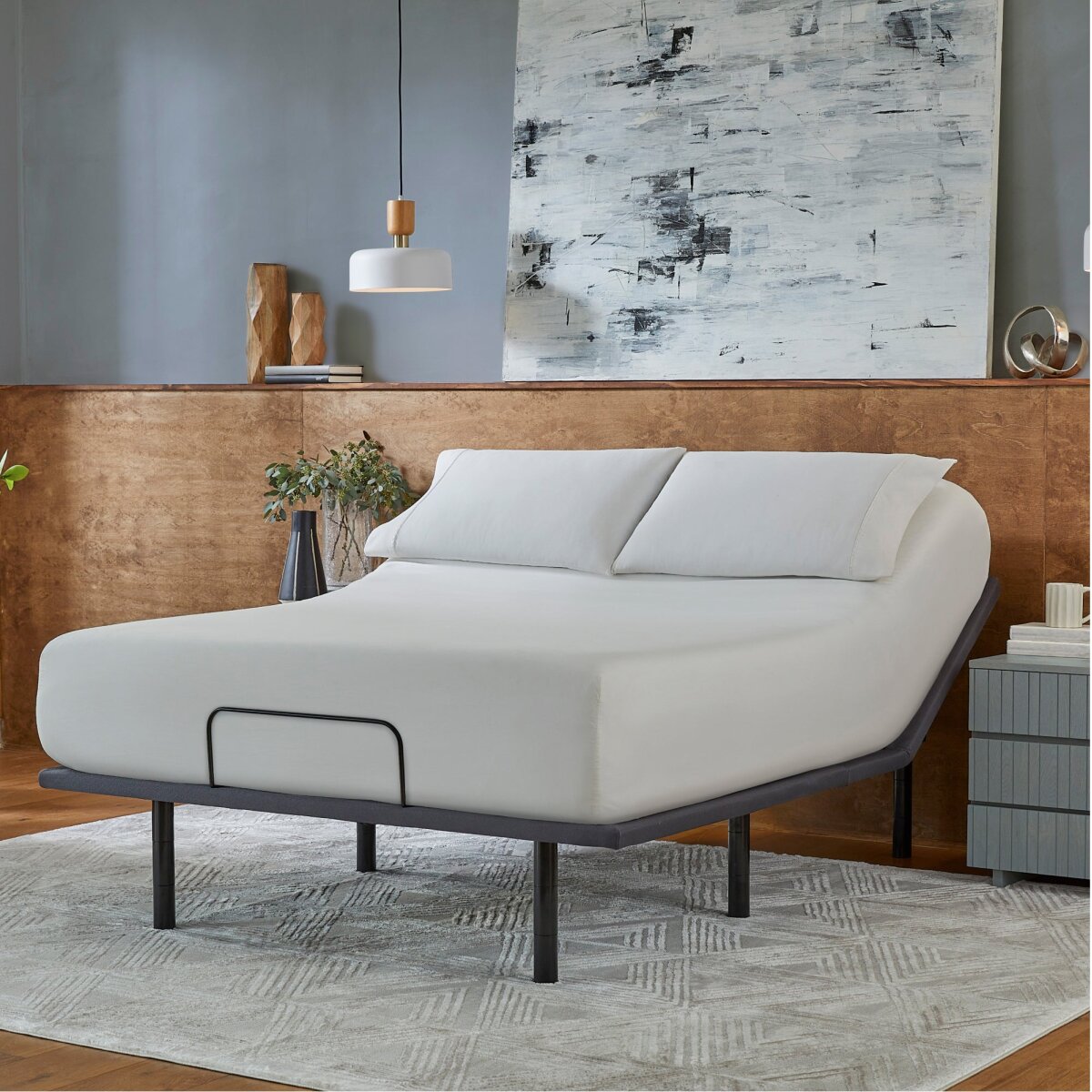 bc5df7ea34d6986b9dc0cc9e6ebde92d Baselogic™ Silver Adjustable Base - Image 1