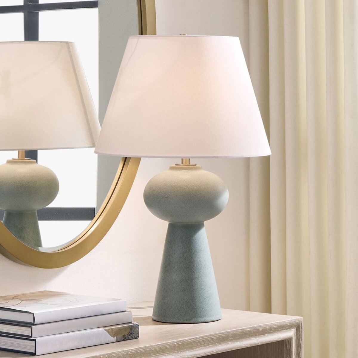 c26652f32e9edc8d987d32136c02ce2f Elwyn Table Lamp - Image 1