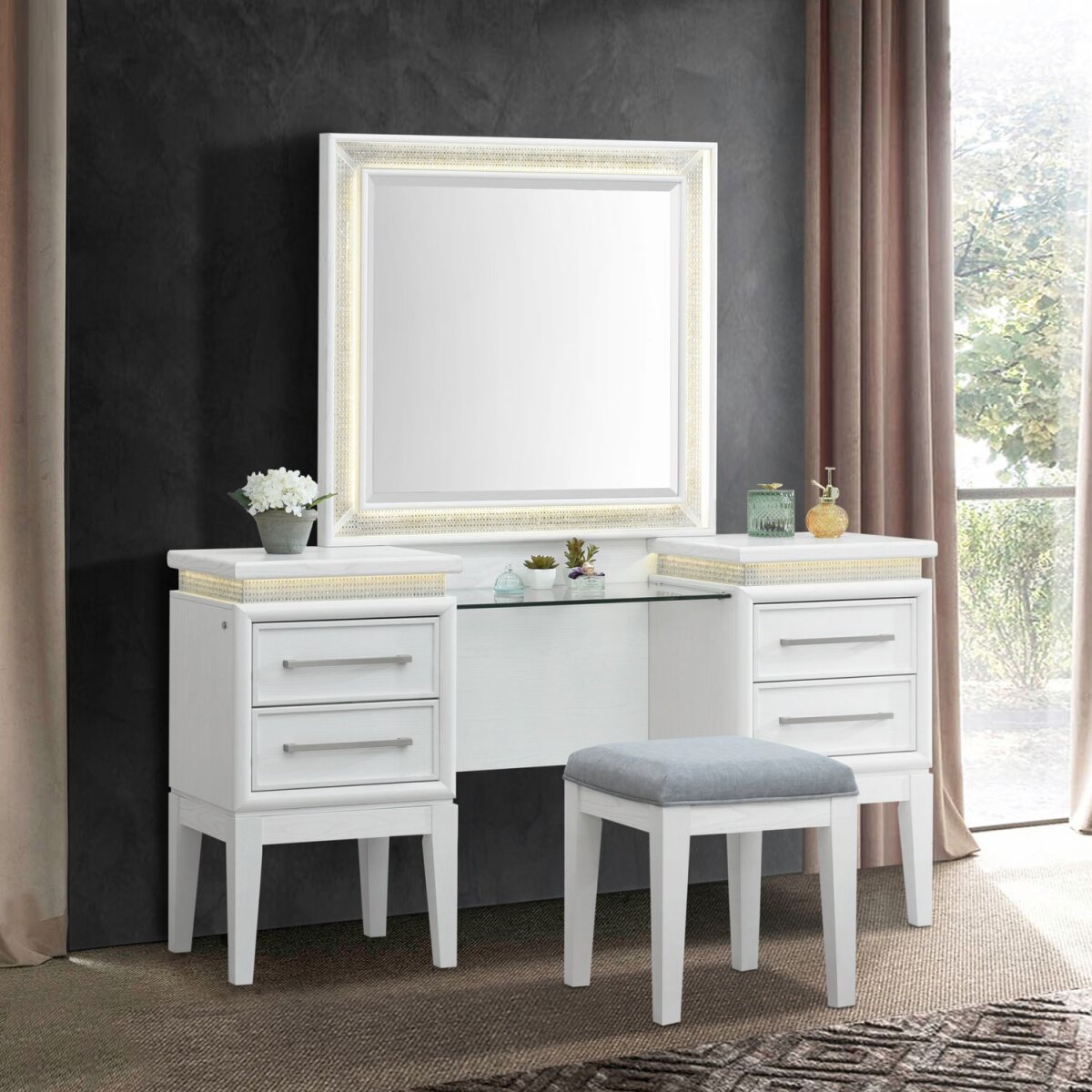 f621ec14fd0f57dc1e38a6140ddafe17 Reflections 3 Piece Vanity Set - Image 1