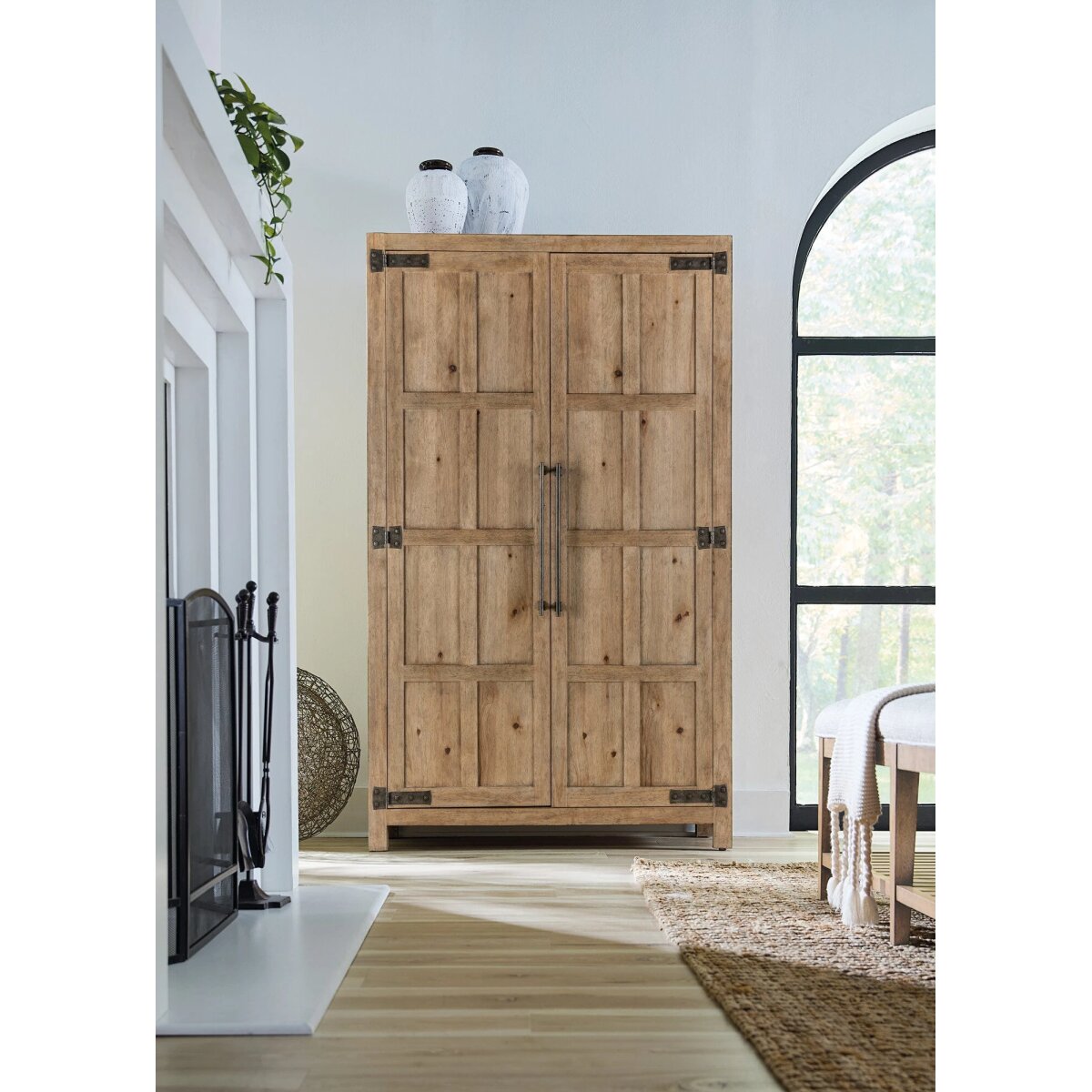 12b86f0c62ed5a0aed9d56b109a53ffa Vineyard Row Wardrobe - Image 1