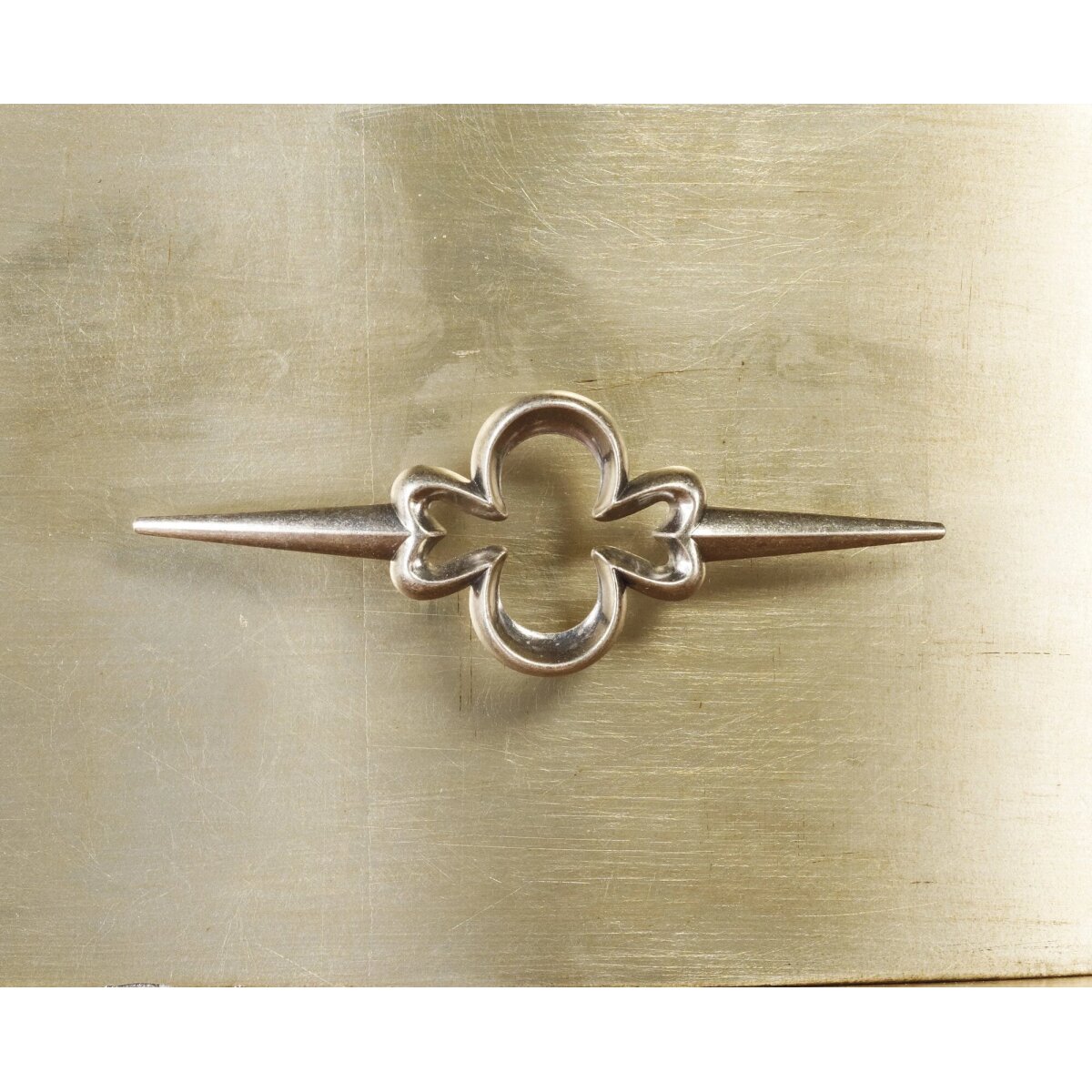 14bcfc68f1d83f7fbc93387e2ae4a847 Sanctuary Three-Drawer Shaped Front Gold Chest - Image 1