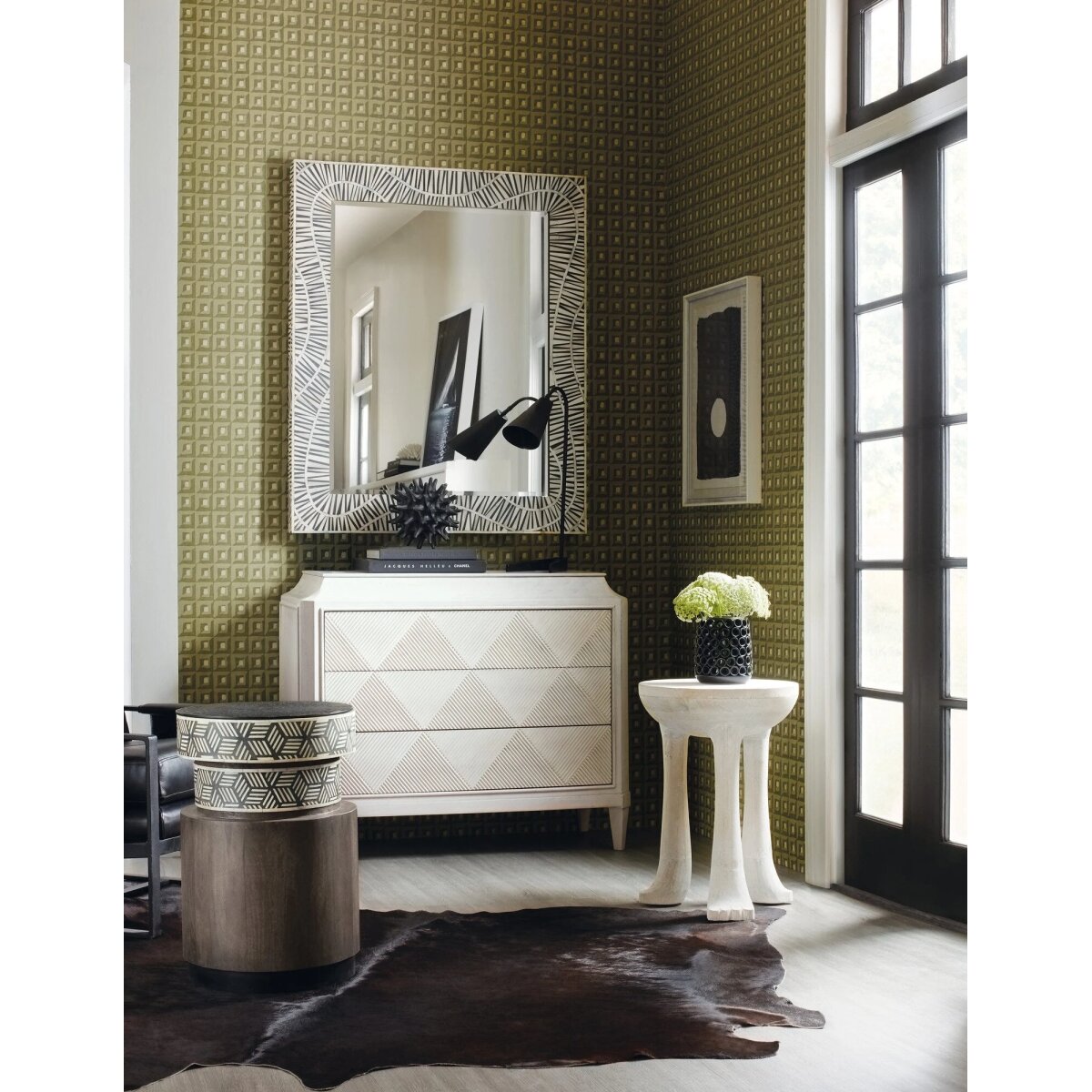 8220c11ab946b04215950332f4b55d7f Commerce & Market Argyle Three-Drawer Chest - Image 1