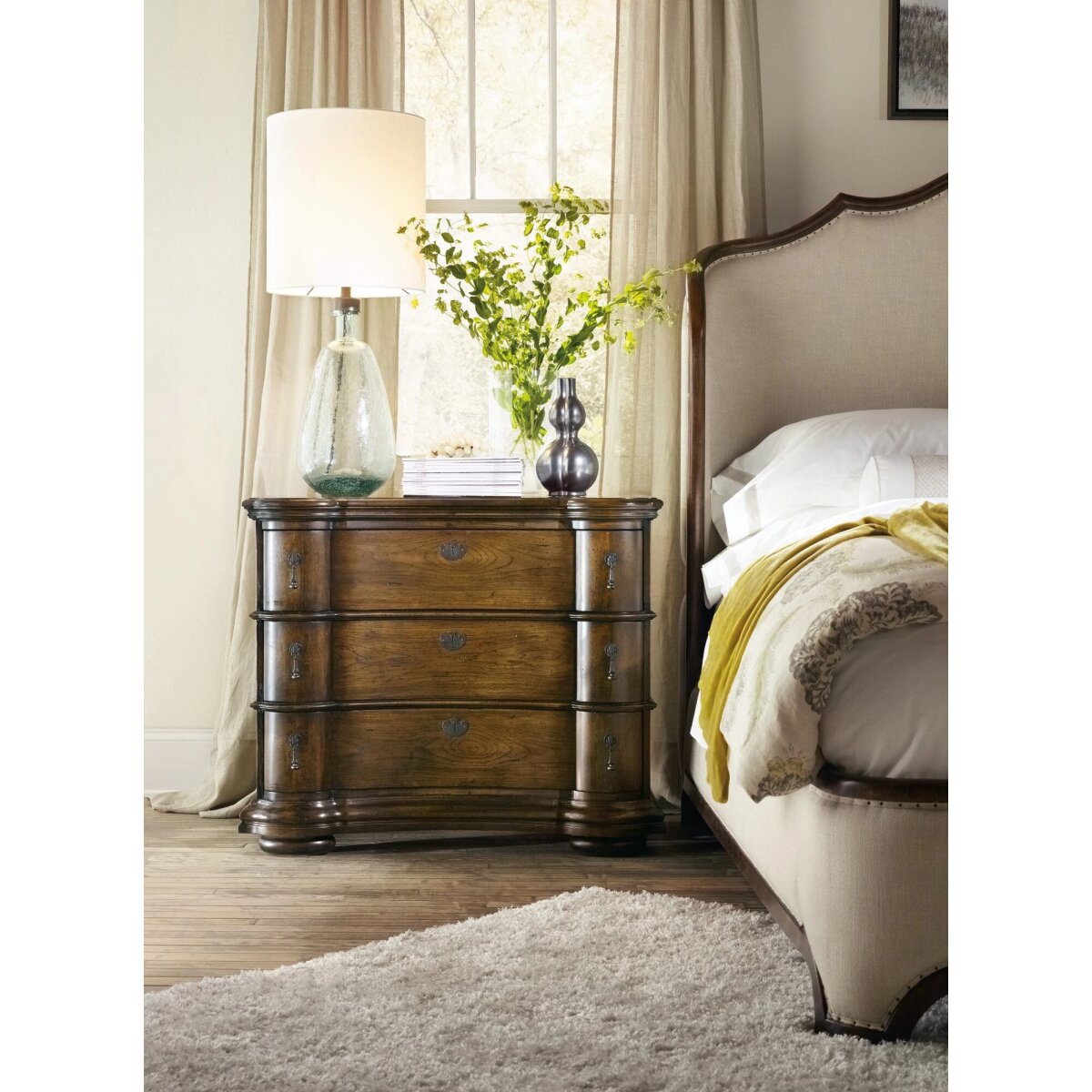 d1c9d8e09f071a883f2ebd3df47e3654 Archivist Bachelors Chest - Image 1