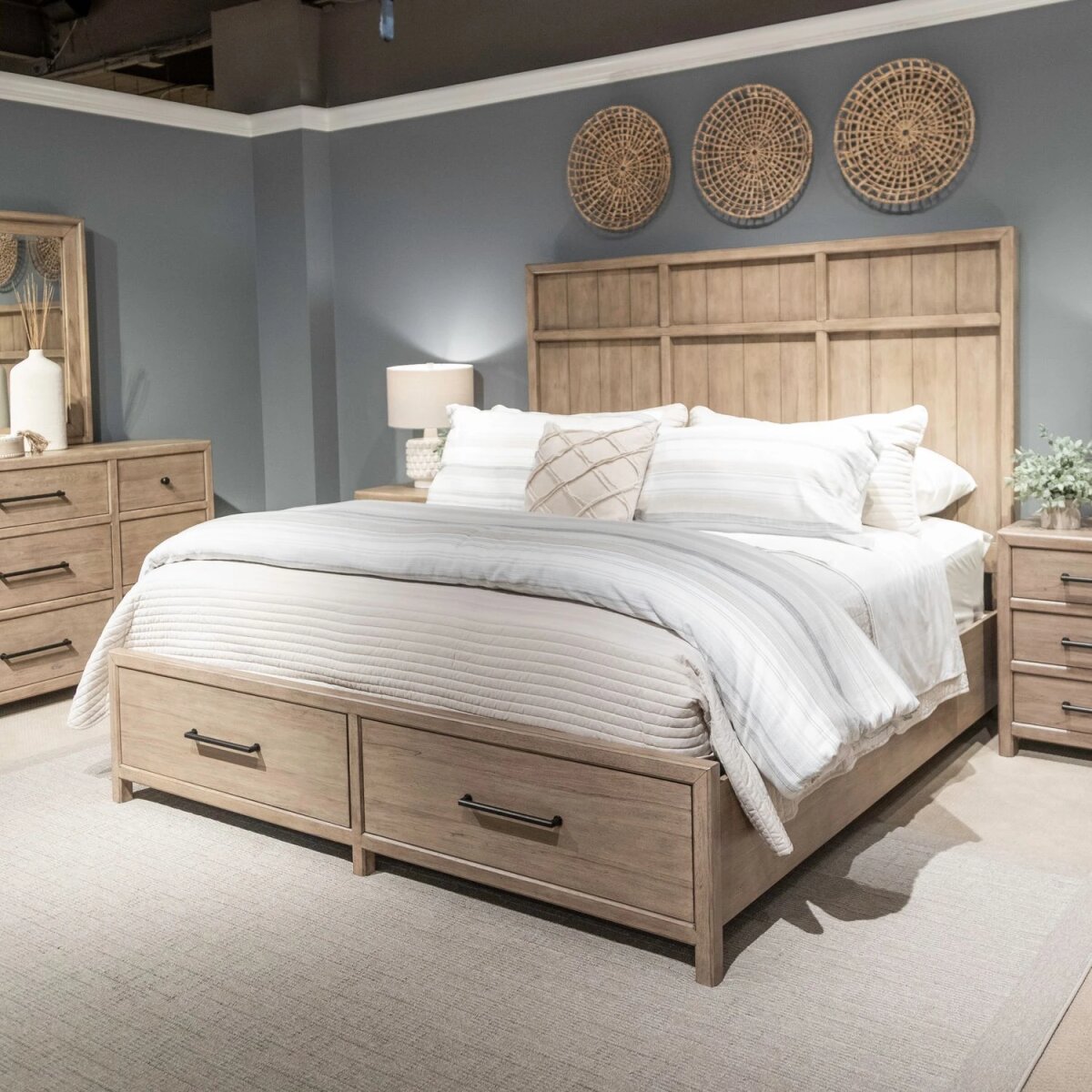 4f9fd08b6153c019f9ab8931c096bf68 Proximity Place Queen Storage Bed - Image 1