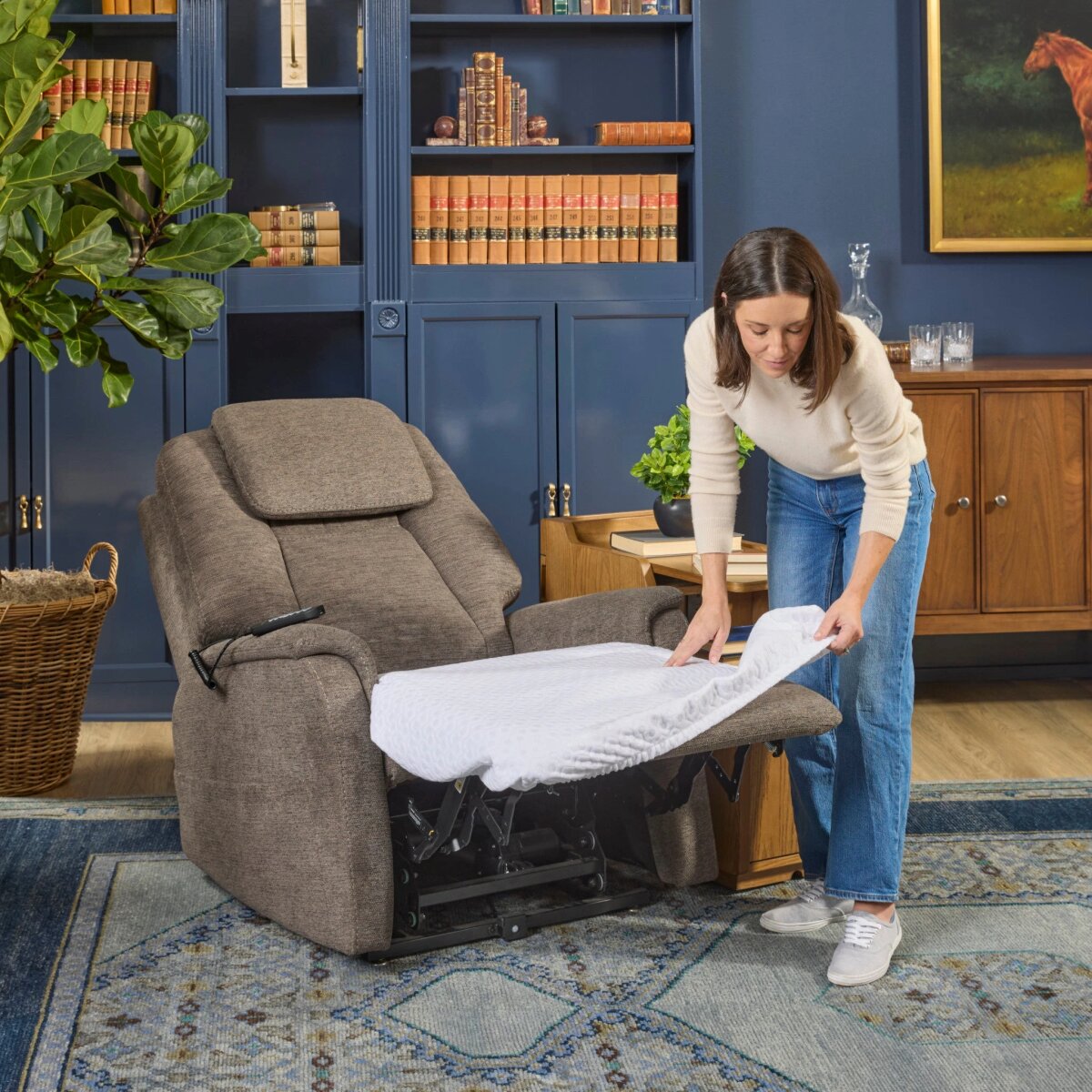 384abafe39a3cdafbefda5a35ebee53a Zecliner Sleep Kit Dri-Tec Performance® Chair Protector - Image 1